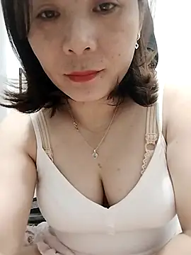 Snapshot of ManaMi-Amii chatting on 6, 5, 2026 ManaMi-Amii online show from 6, 5, 2026