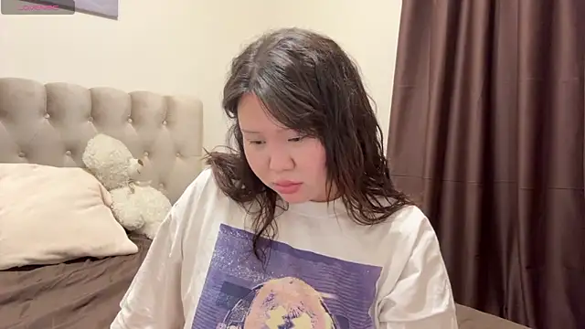 KatherineKiss  online show from 26, 4, 2026