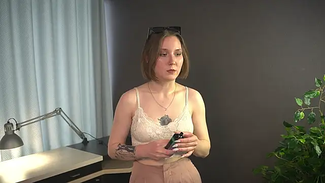 DottyKutzer online show from 15, 4, 2026