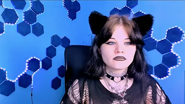Snapshot of nikki_kiss_ chatting on 8, 5, 2026 nikki kiss online show from 8, 5, 2026