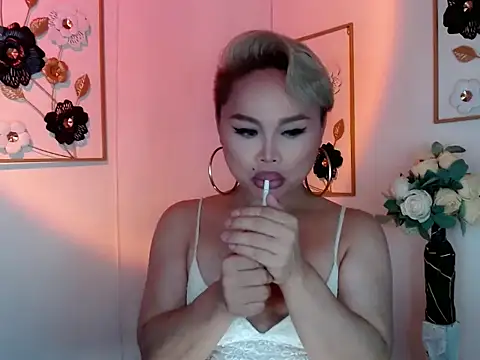 Snapshot of olla_victoria chatting on 4, 6, 2026 olla victoria online show from 4, 6, 2026