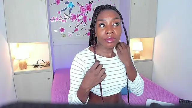 Snapshot of TaylorBloom chatting on 30, 6, 2026 TaylorBloom online show from 30, 6, 2026