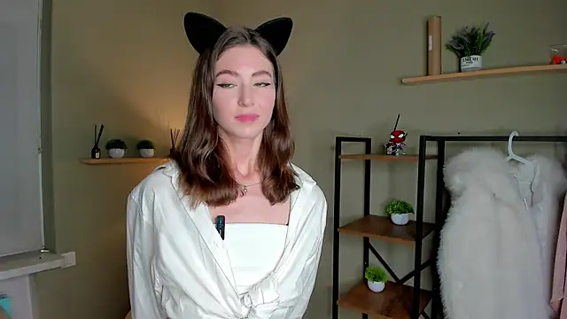 Peaches Peaches online show from 25, 5, 2026