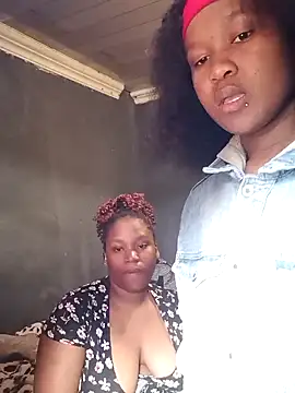 Diva-girl1 online show from 24, 4, 2026