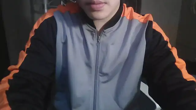 Snapshot of reogjdossw chatting on 14, 4, 2026 reogjdossw online show from 14, 4, 2026