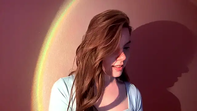 LeishaRocher online show from 14, 4, 2026