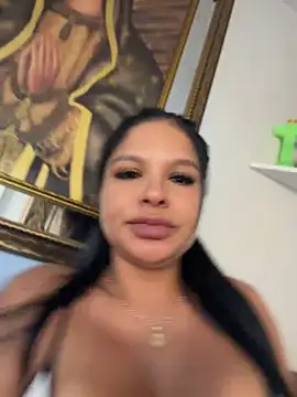 Snapshot of Elara_Luxe chatting on 20, 6, 2026 Elara Luxe online show from 20, 6, 2026