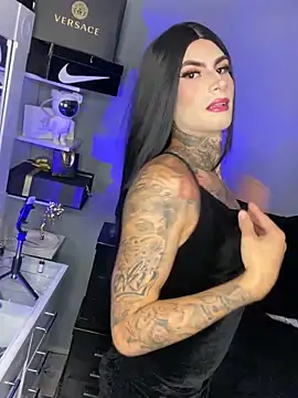 Snapshot of valen_lewiiz chatting on 10, 5, 2026 valen lewiiz online show from 10, 5, 2026