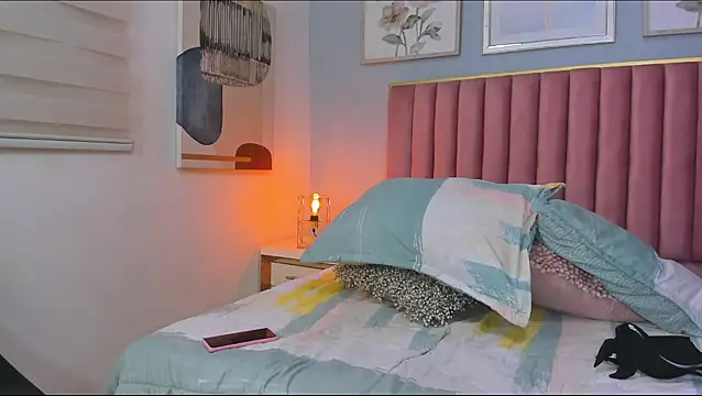 butterflydoll  online show from 14, 5, 2026