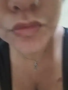 Snapshot of Luna-elle chatting on 3, 6, 2026 Luna-elle online show from 3, 6, 2026