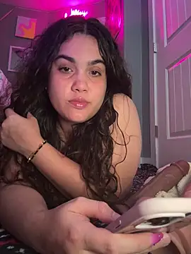 Islandmamita online show from 5, 5, 2026
