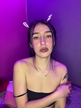 Snapshot of NickieCute- chatting on 1, 5, 2026 NickieCute- online show from 1, 5, 2026