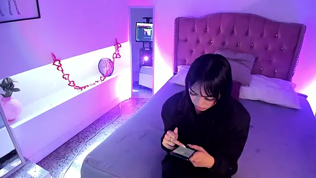 Snapshot of Antonella_Bratzz4 chatting on 28, 4, 2026 Antonella Bratzz4 online show from 28, 4, 2026