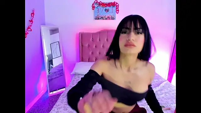 Antonella Bratzz4 online show from 14, 4, 2026