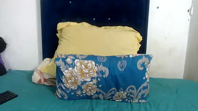 NAUGHTYNATASHAXX34 online show from 26, 5, 2026