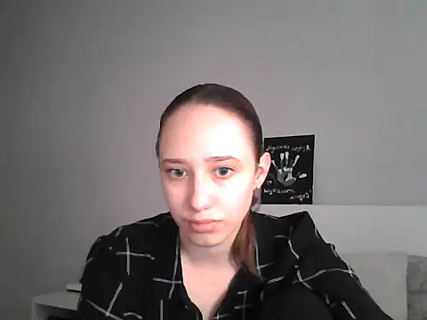 Snapshot of DarkMirel chatting on 6, 5, 2026 DarkMirel online show from 6, 5, 2026