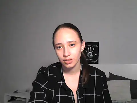 Snapshot of DarkMirel chatting on 6, 6, 2026 DarkMirel online show from 6, 6, 2026