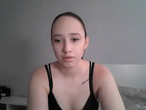 Snapshot of DarkMirel chatting on 9, 5, 2026 DarkMirel online show from 9, 5, 2026