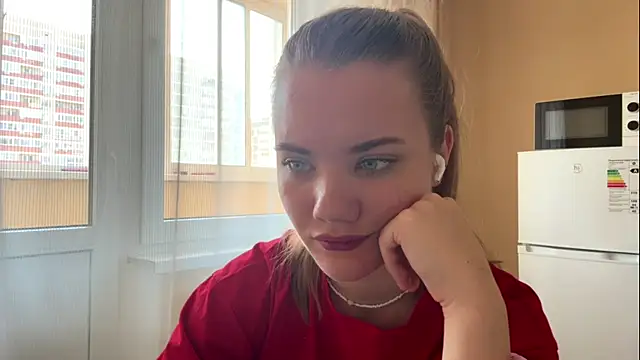 Snapshot of doana_bebriti chatting on 23, 6, 2026 doana bebriti online show from 23, 6, 2026
