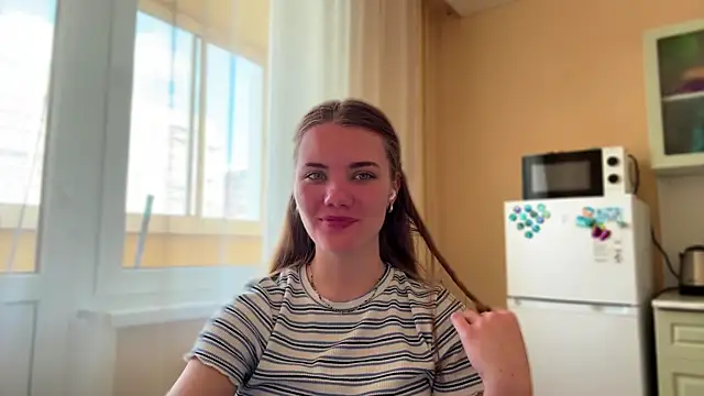 doana bebriti online show from 15, 4, 2026