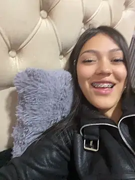 Snapshot of thalia_ec chatting on 6, 7, 2026 thalia ec online show from 6, 7, 2026