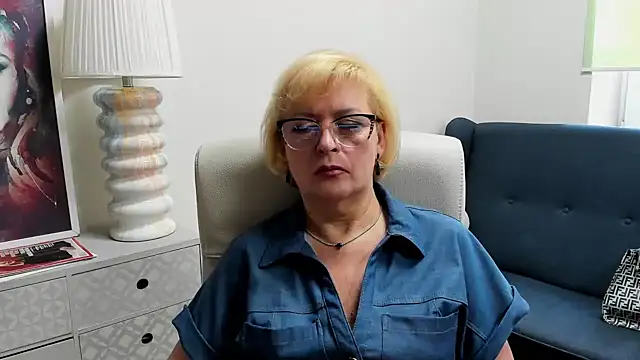 Snapshot of luna_xfantasy chatting on 22, 5, 2026 luna xfantasy online show from 22, 5, 2026