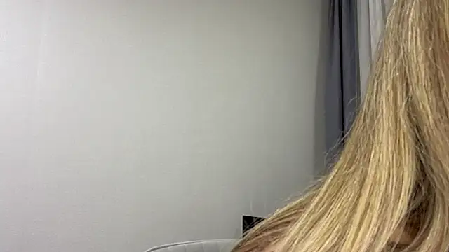 Snapshot of SavageSigh chatting on 31, 5, 2026 SavageSigh online show from 31, 5, 2026
