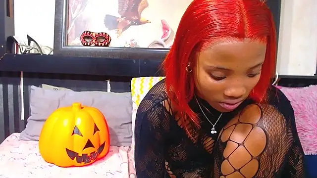 YoungBarbiexx online show from 2, 6, 2026