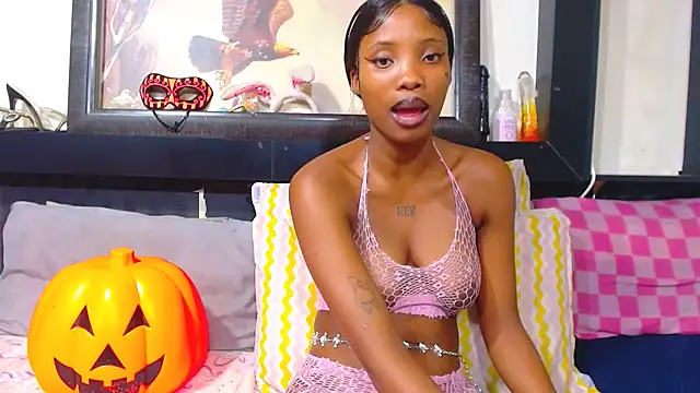 YoungBarbiexx online show from 31, 5, 2026