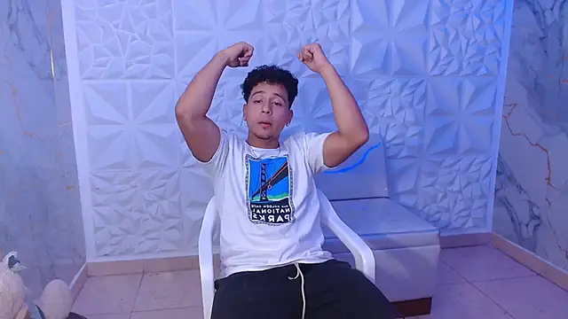 goldenjyj online show from 14, 4, 2026