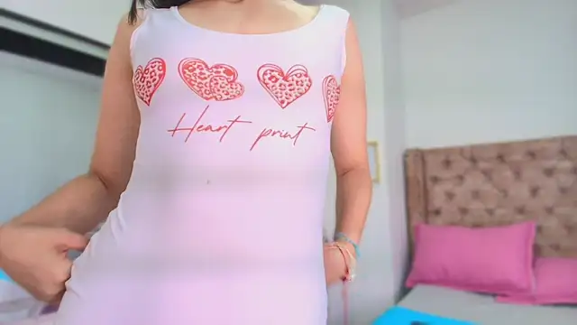 iris diazz online show from 18, 4, 2026