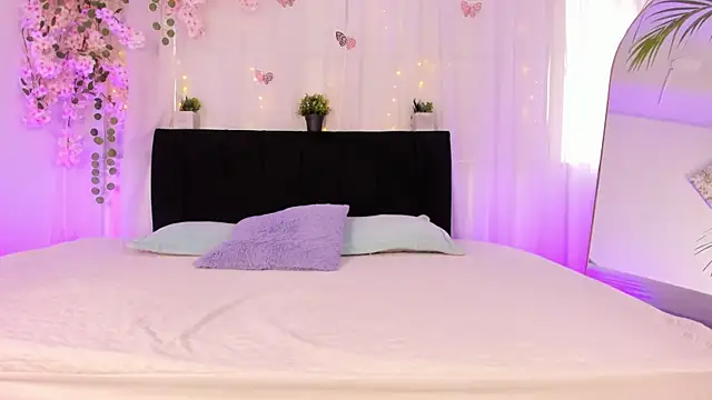 Eimy rosse22 online show from 21, 4, 2026