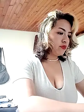 Snapshot of HannaJonnes_ chatting on 16, 4, 2026 HannaJonnes online show from 16, 4, 2026