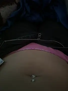 pazzuttraa online show from 15, 4, 2026