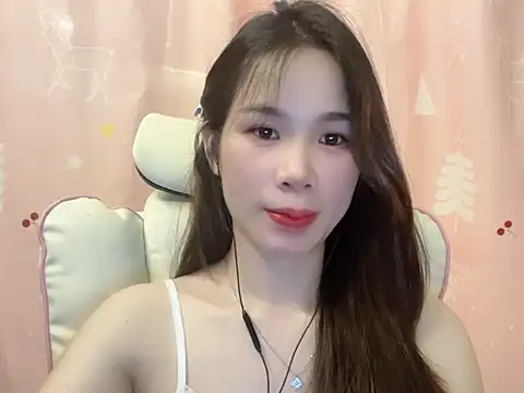 Snapshot of Luna3579 chatting on 4, 5, 2026 Luna3579 online show from 4, 5, 2026