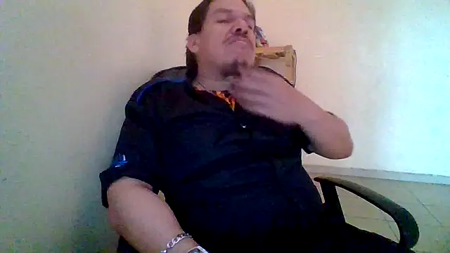 Snapshot of Oskr2024XXX chatting on 27, 9, 2025 Oskr2024XXX online show from 27, 9, 2025