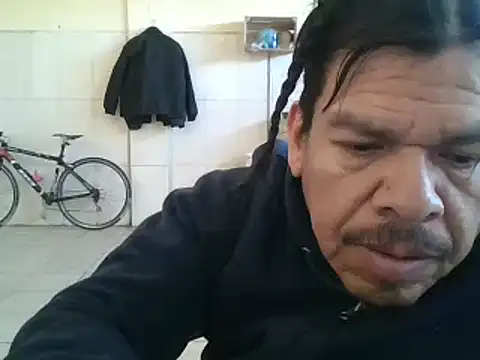 Snapshot of Oskr2024XXX chatting on 12, 3, 2025 Oskr2024XXX online show from 12, 3, 2025