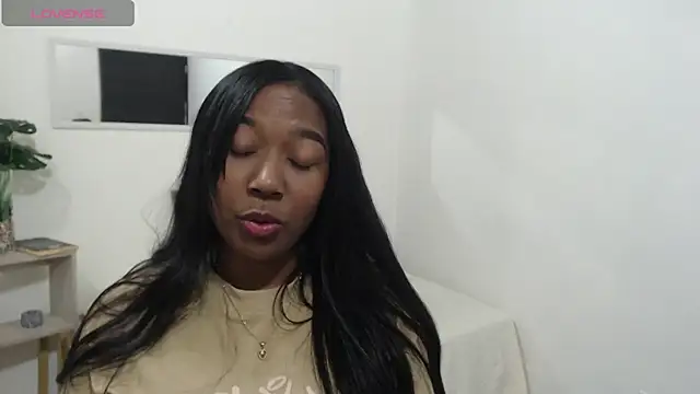 Snapshot of Chell_Ivy chatting on 15, 4, 2026 Chell Ivy online show from 15, 4, 2026