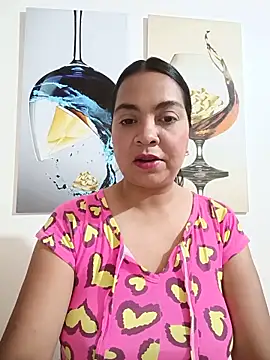 Snapshot of Silvana2927 chatting on 21, 6, 2026 Silvana2927 online show from 21, 6, 2026