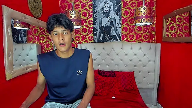 straightyoungpein online show from 18, 4, 2026