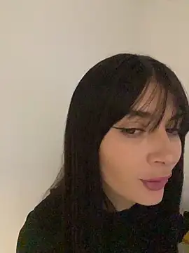 Sassygyrl online show from 30, 4, 2026