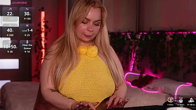 LisaLove3 online show from 7, 5, 2026