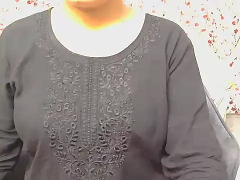 Snapshot of Avni-kumarii chatting on 26, 5, 2026 Avni-kumarii online show from 26, 5, 2026