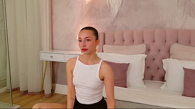 NicoleHarris online show from 26, 5, 2026