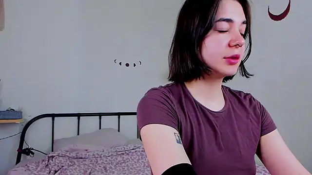 LiyaFly online show from 13, 5, 2026