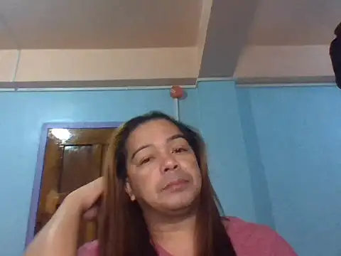 PinayAlexandra online show from 17, 4, 2026