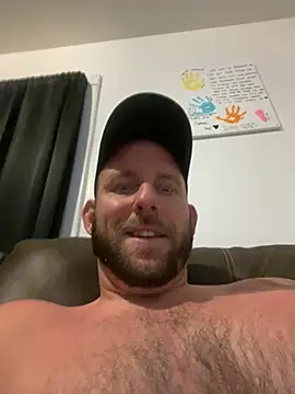 Snapshot of phattyluv89 chatting on 4, 6, 2026 phattyluv89 online show from 4, 6, 2026