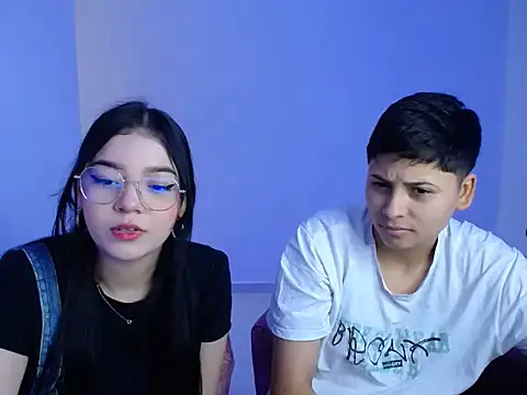 Snapshot of girlssextwo chatting on 16, 4, 2026 girlssextwo online show from 16, 4, 2026