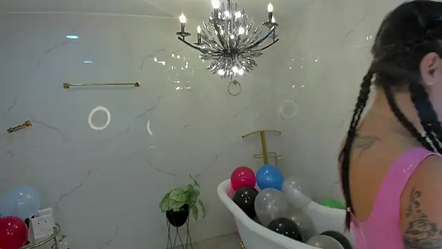 katherine glow online show from 18, 4, 2026