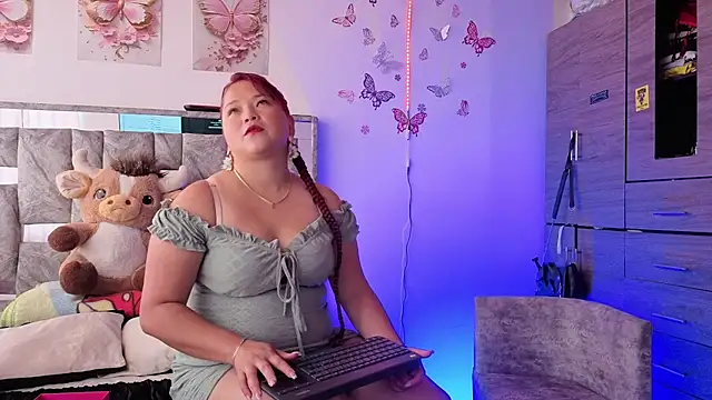 scarlet1421 online show from 22, 4, 2026